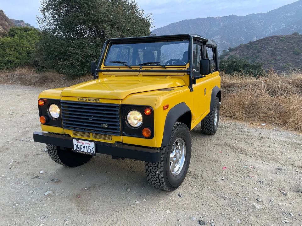 1997 Land Rover Defender 90 - Image 7 of 31