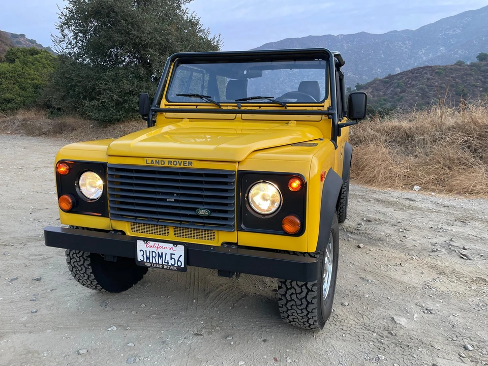 1997 Land Rover Defender 90 - Image 6 of 31