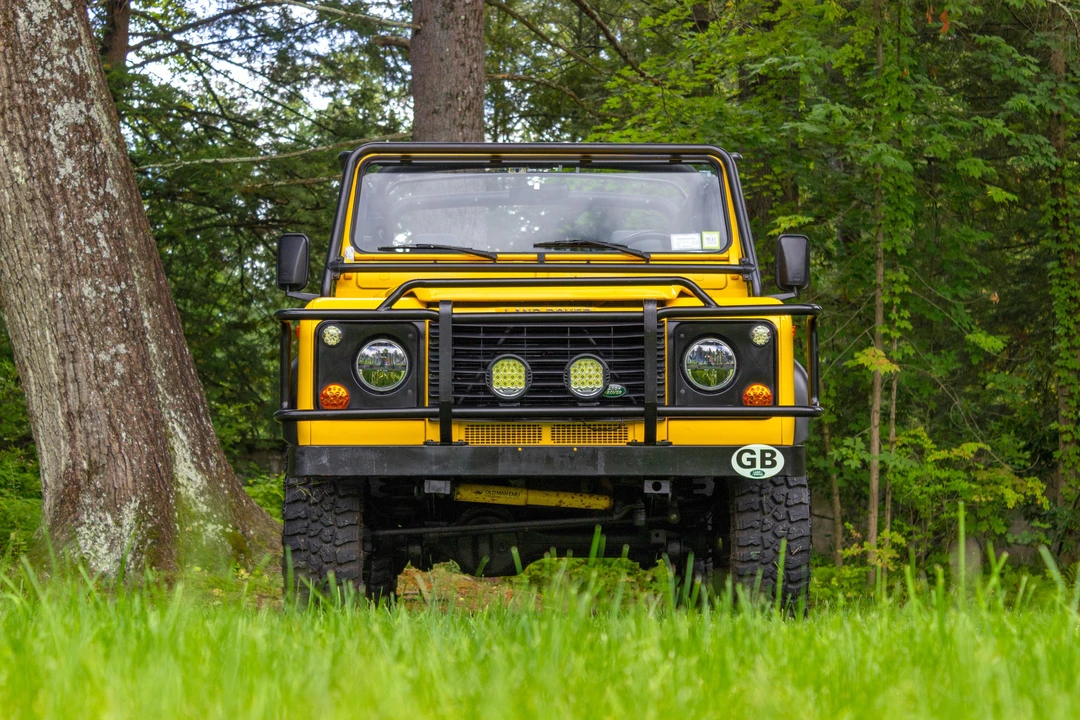 1997 Land Rover Defender 90 - Image 8 of 31
