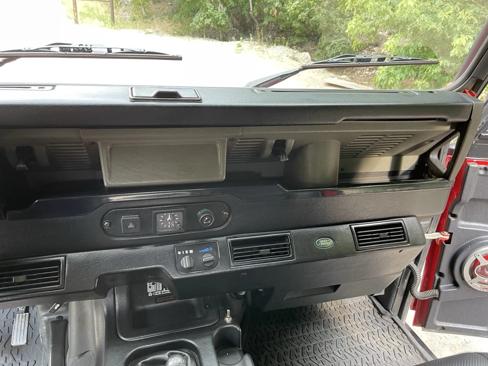 1997 Land Rover Defender 90 - Image 13 of 21
