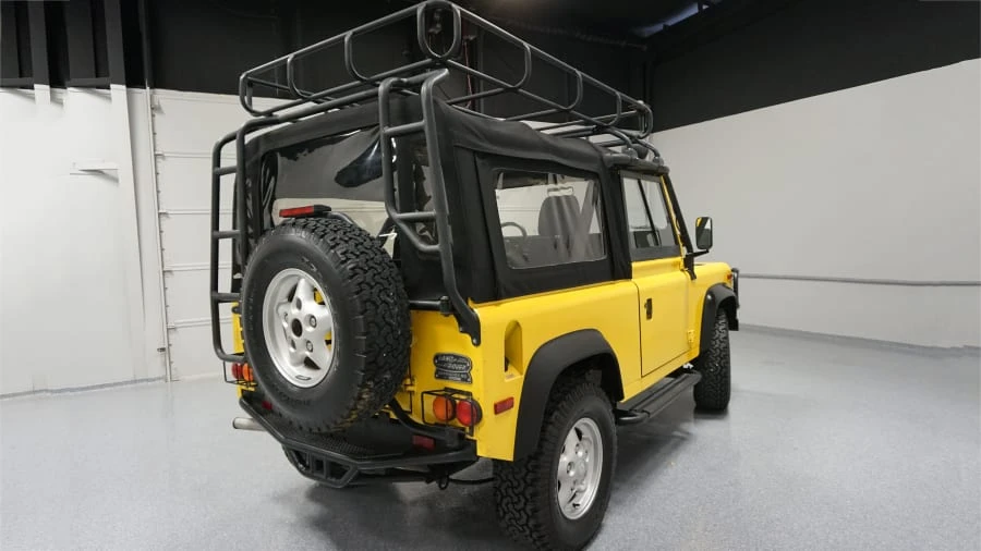 1997 Land Rover Defender 90 - Image 3 of 10