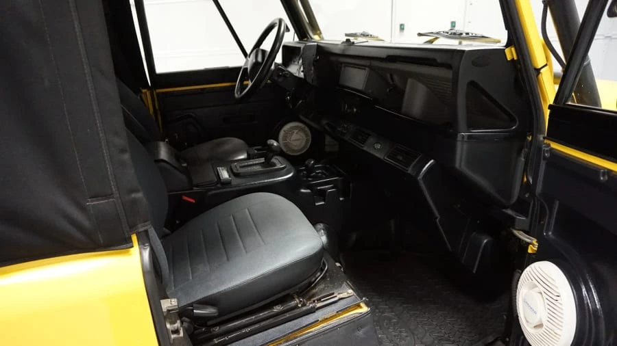1997 Land Rover Defender 90 - Image 5 of 10
