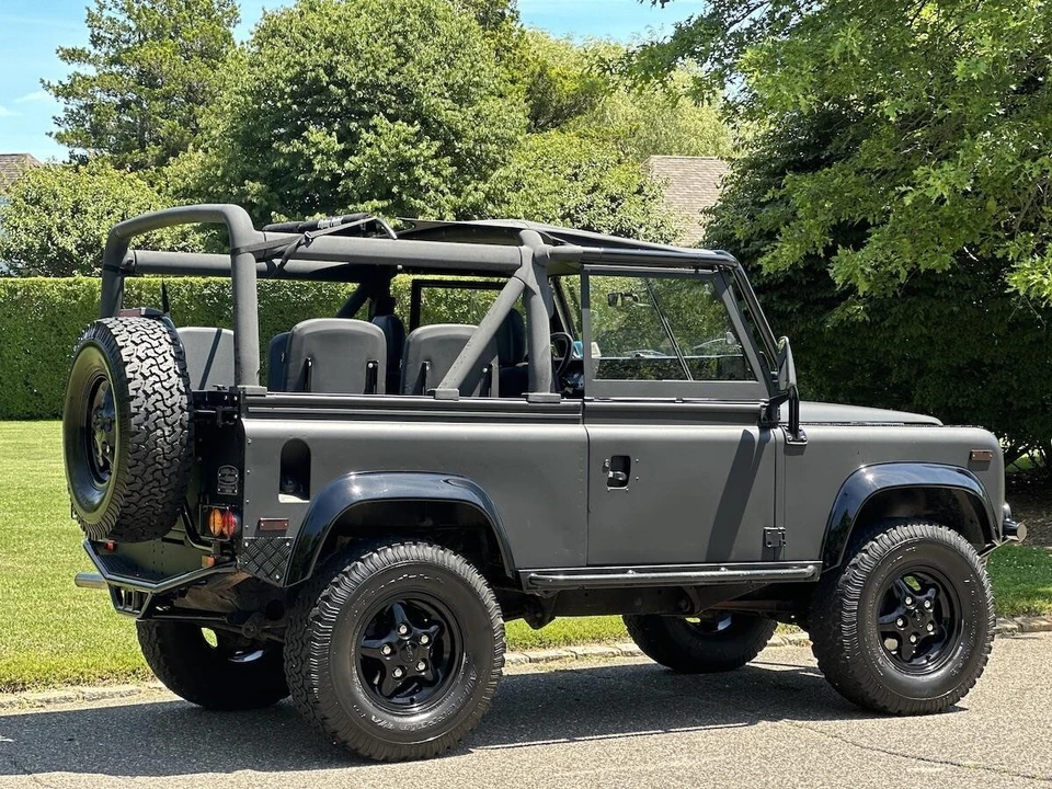 1997 Land Rover Defender 90 - Image 5 of 12