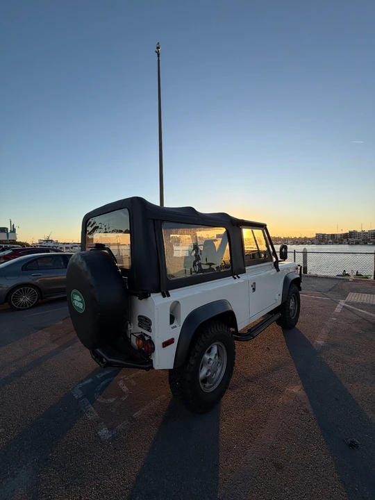 1997 Land Rover Defender 90 - Image 5 of 21