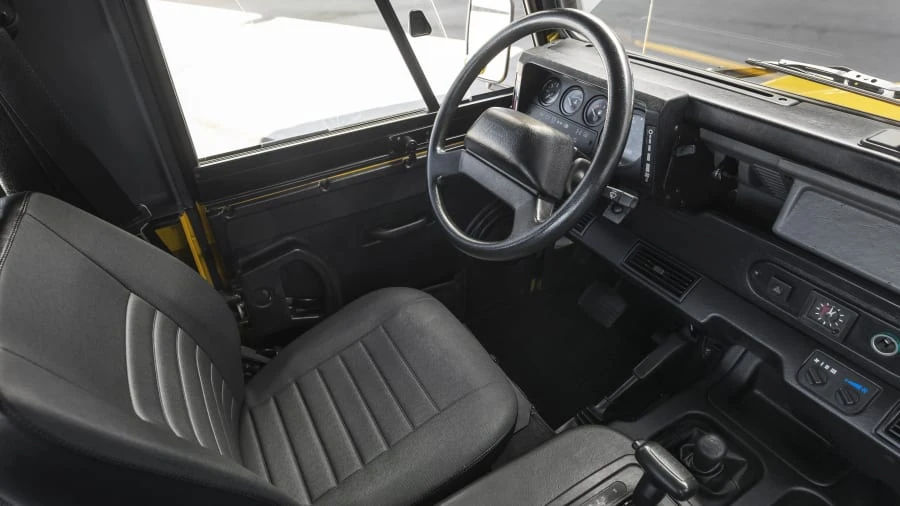 1997 Land Rover Defender 90 - Image 18 of 29