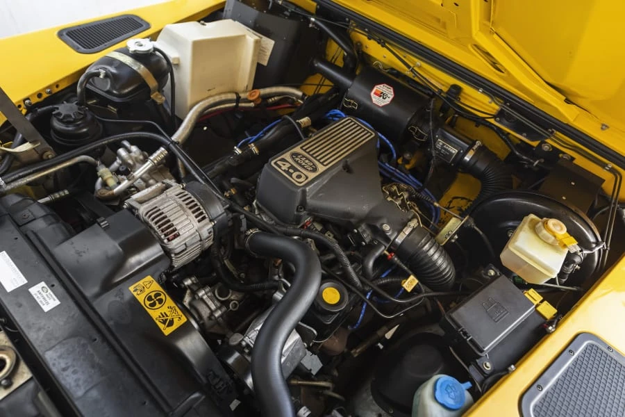 1997 Land Rover Defender 90 - Image 8 of 29