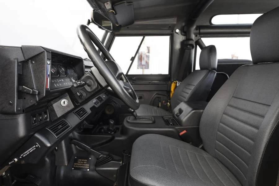 1997 Land Rover Defender 90 - Image 4 of 29
