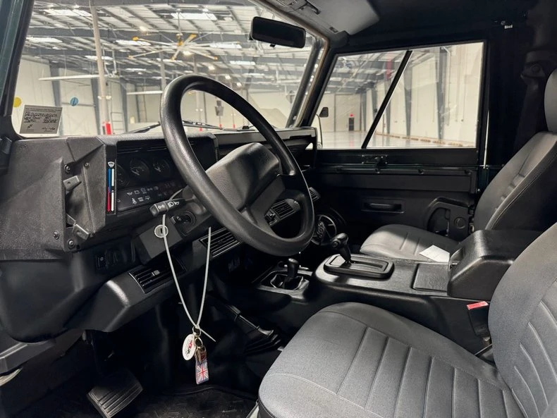 1997 Land Rover Defender 90 - Image 11 of 17