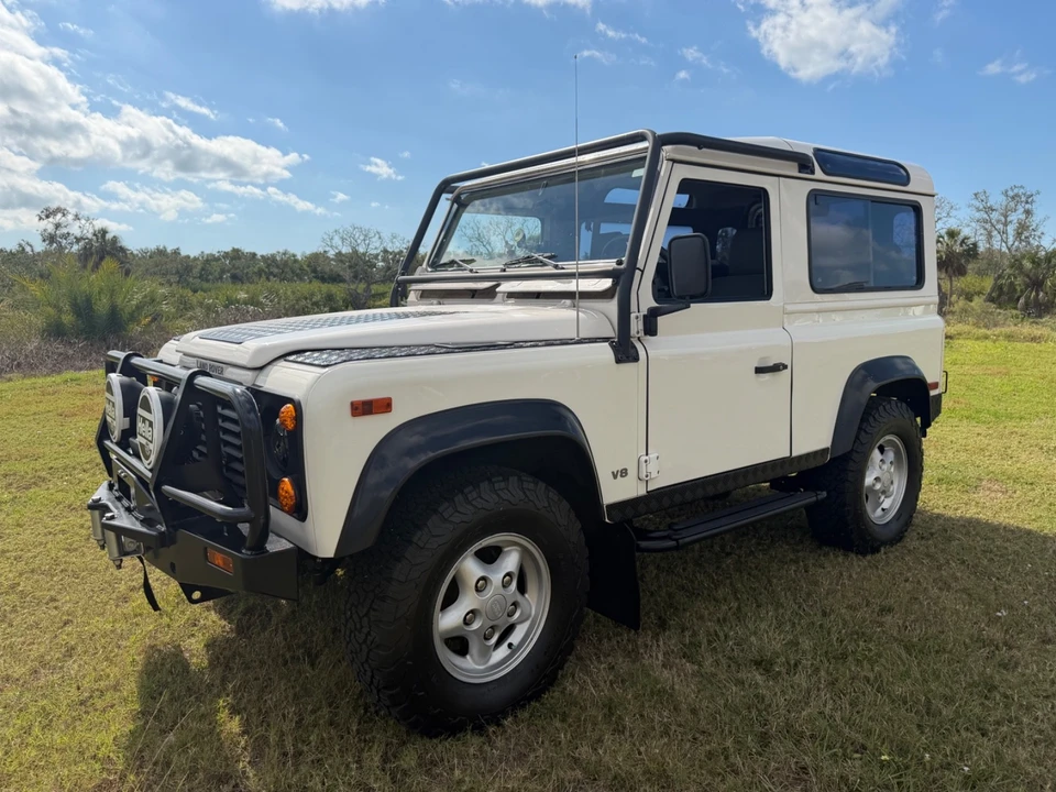 1997 Land Rover Defender 90 - Image 12 of 21