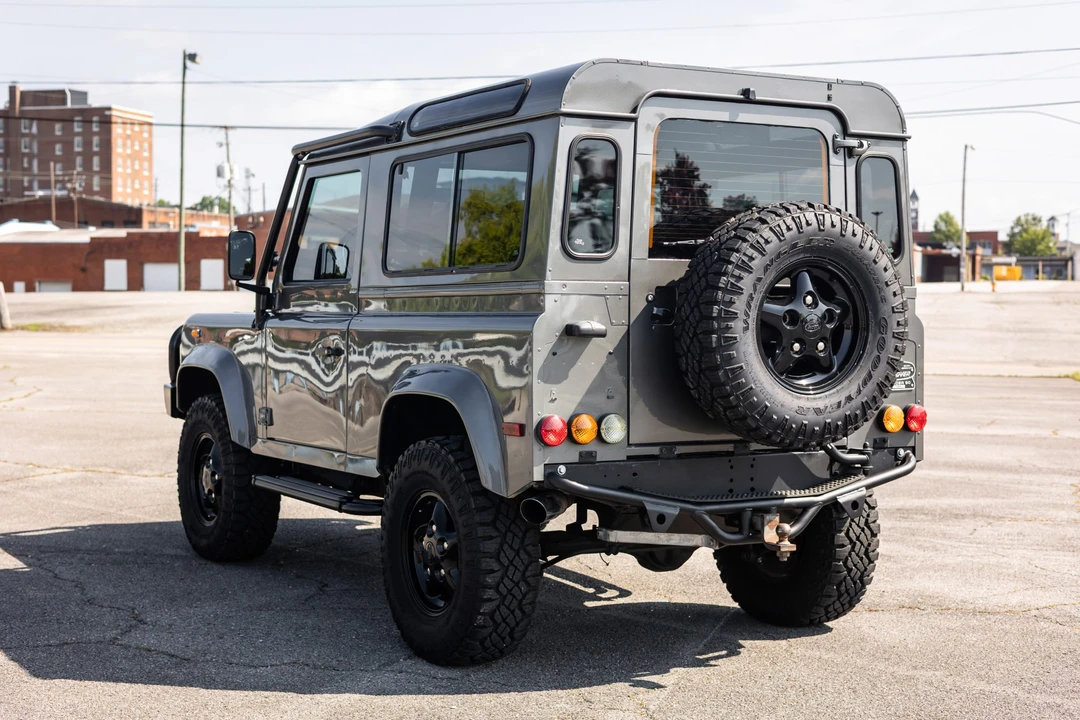 1997 Land Rover Defender 90 - Image 7 of 31
