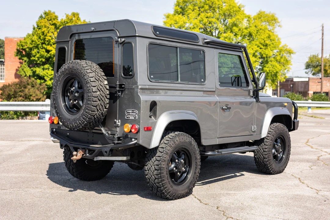 1997 Land Rover Defender 90 - Image 5 of 31