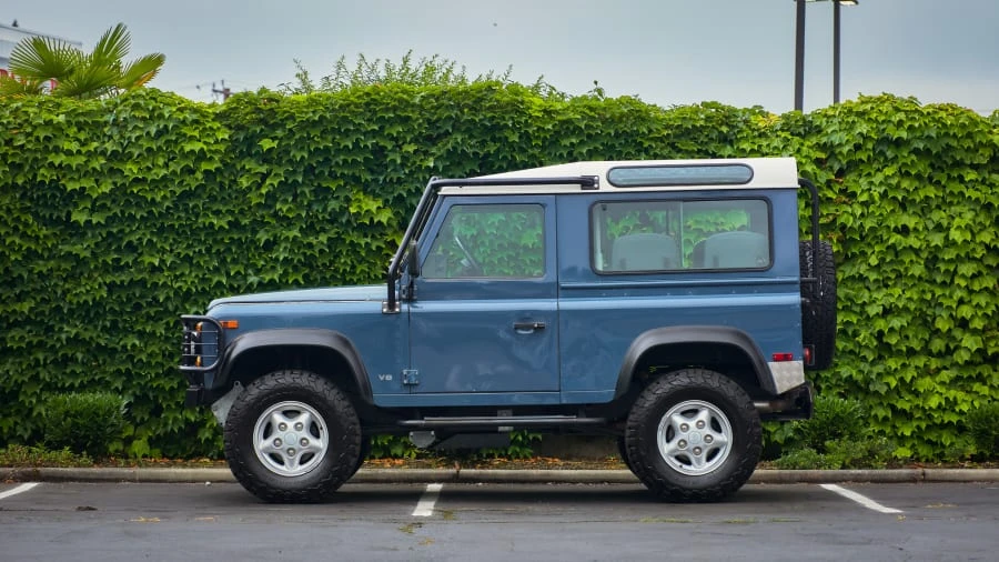 1997 Land Rover Defender 90 - Image 8 of 31