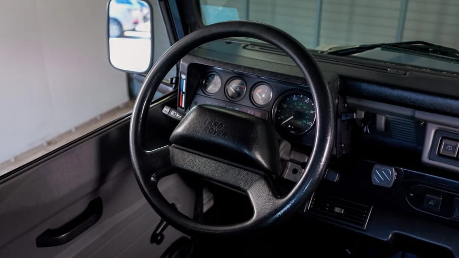 1997 Land Rover Defender 90 - Image 11 of 31