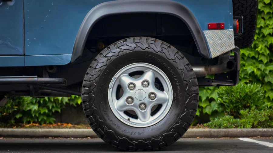 1997 Land Rover Defender 90 - Image 24 of 31