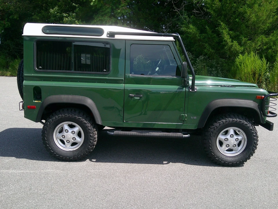 1997 Land Rover Defender 90 - Image 4 of 31