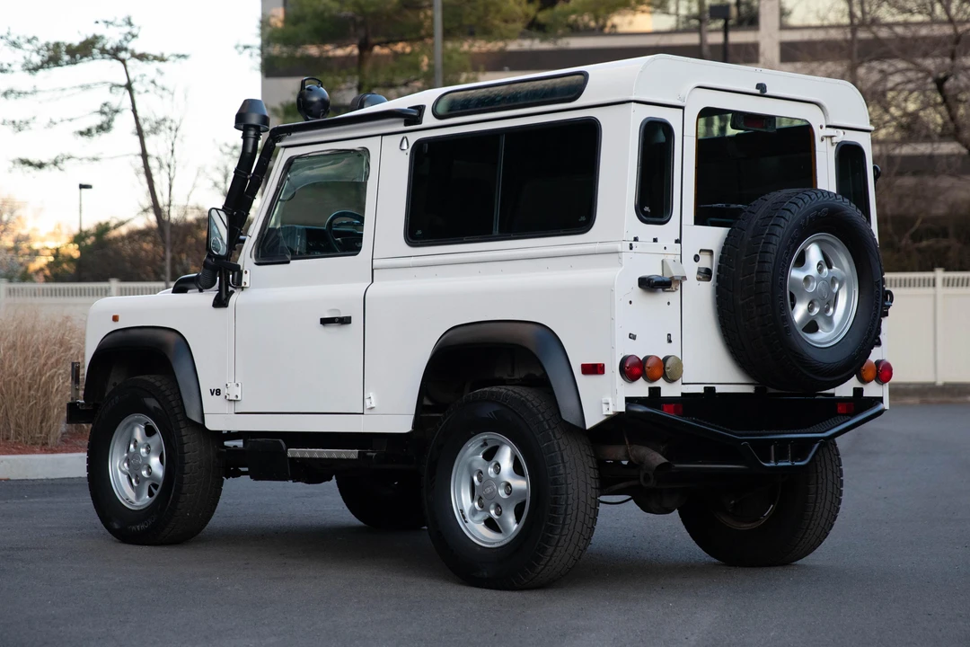 1997 Land Rover Defender 90 - Image 4 of 31