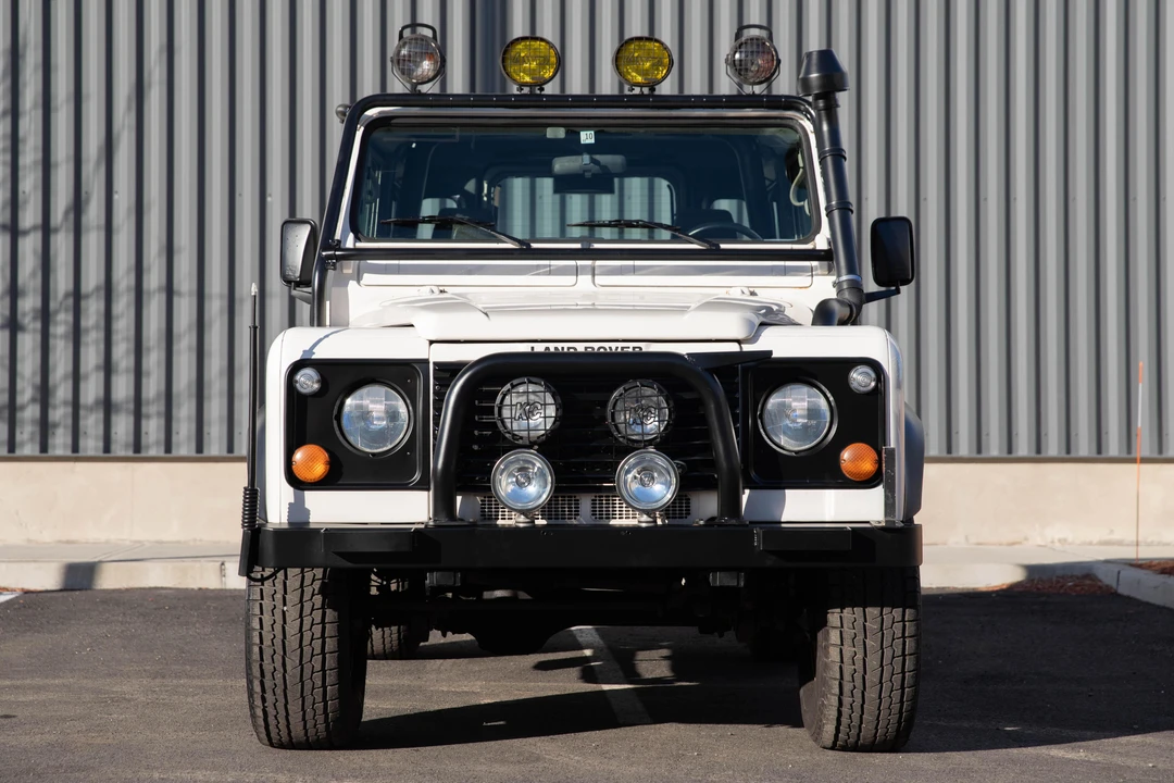1997 Land Rover Defender 90 - Image 2 of 31
