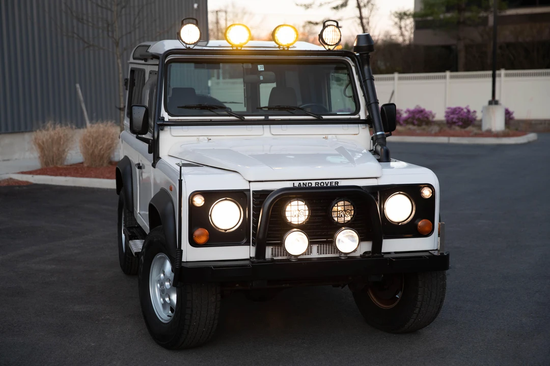 1997 Land Rover Defender 90 - Image 6 of 31