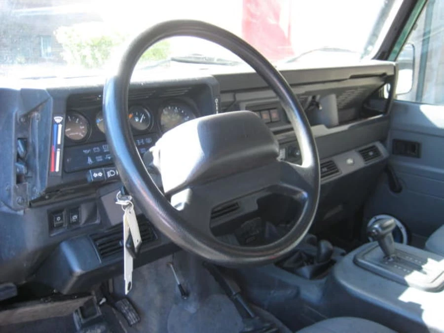 1997 Land Rover Defender 90 - Image 4 of 8
