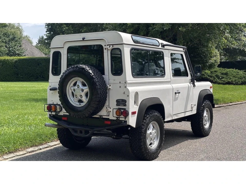 1997 Land Rover Defender 90 - Image 10 of 31
