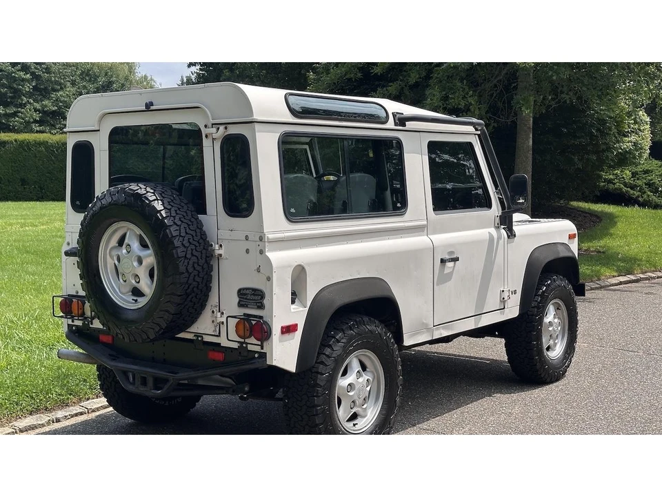 1997 Land Rover Defender 90 - Image 13 of 31
