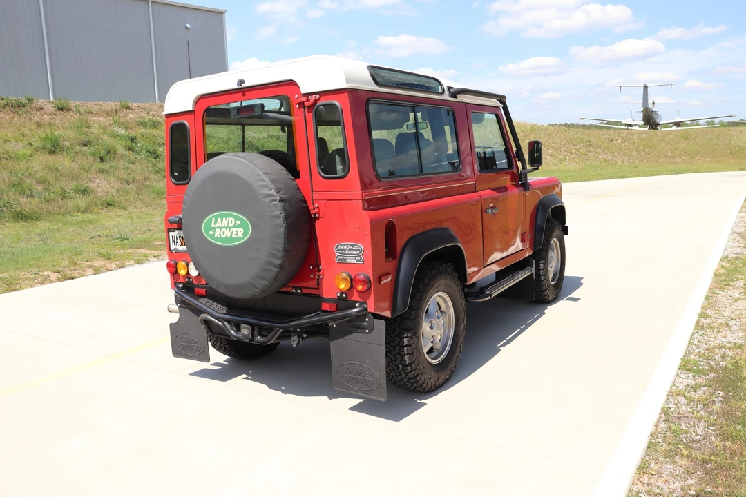 1997 Land Rover Defender 90 - Image 19 of 31