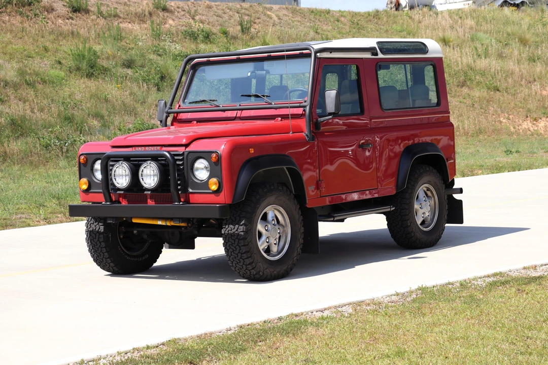 1997 Land Rover Defender 90 - Image 5 of 31