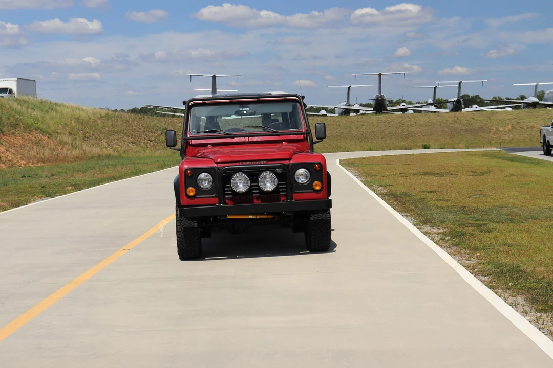 1997 Land Rover Defender 90 - Image 10 of 31