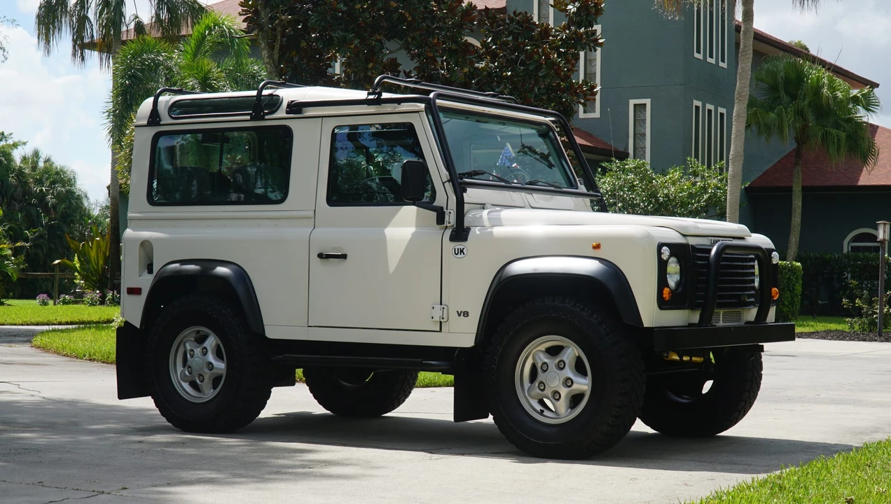 1997 Land Rover Defender 90 - Image 17 of 31