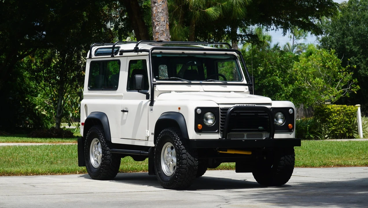 1997 Land Rover Defender 90 - Image 13 of 31