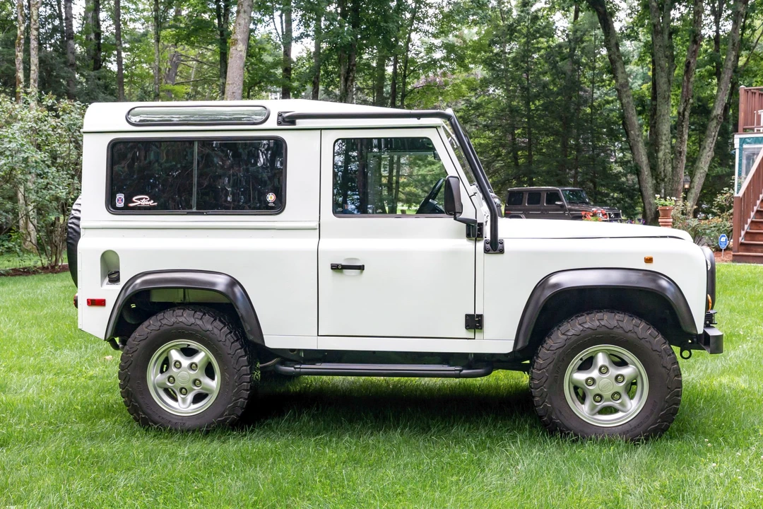 1997 Land Rover Defender 90 - Image 4 of 31
