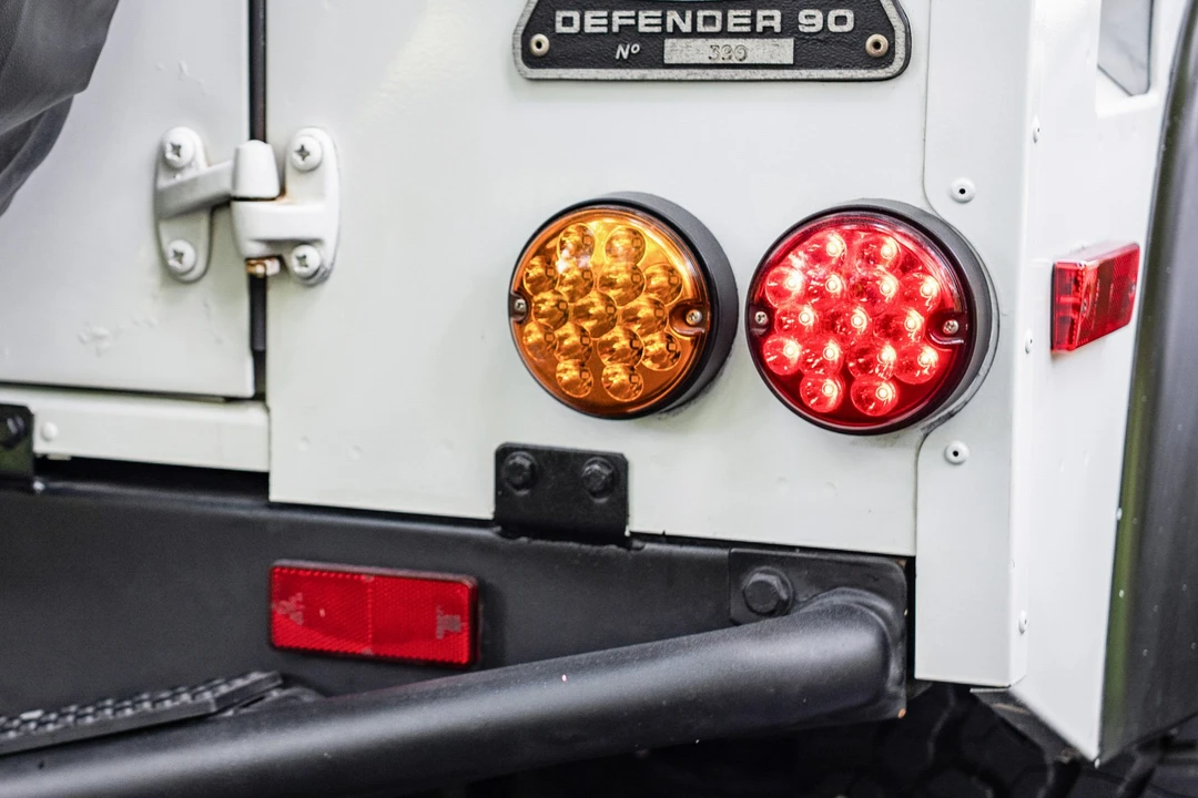 1997 Land Rover Defender 90 - Image 18 of 31