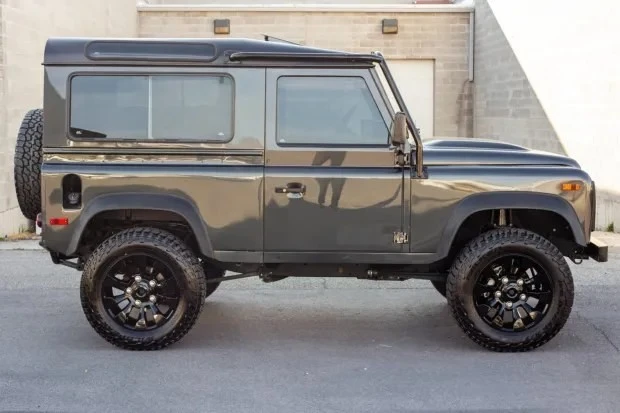1997 Land Rover Defender 90 - Image 5 of 31