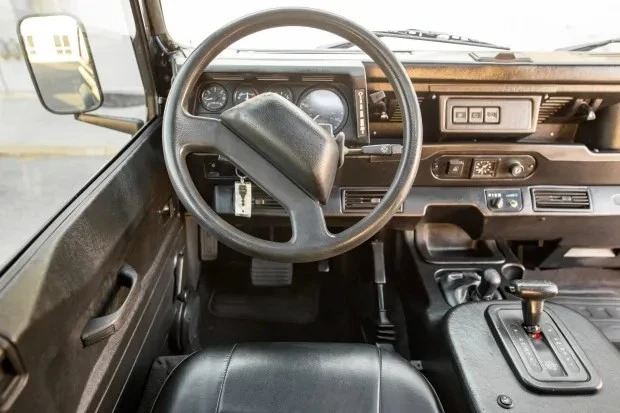 1997 Land Rover Defender 90 - Image 17 of 31