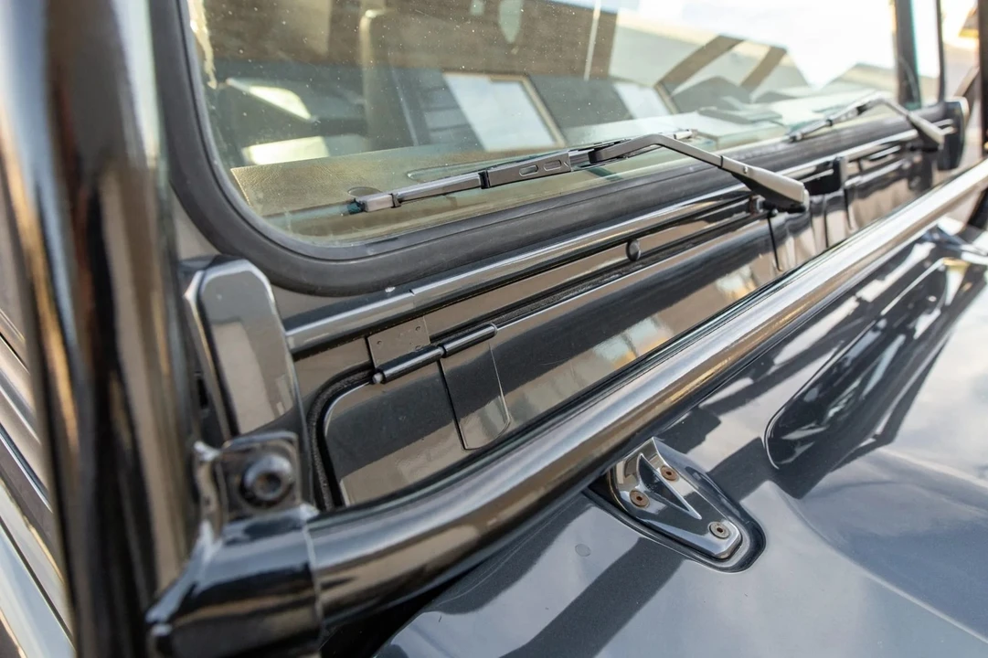 1997 Land Rover Defender 90 - Image 11 of 31