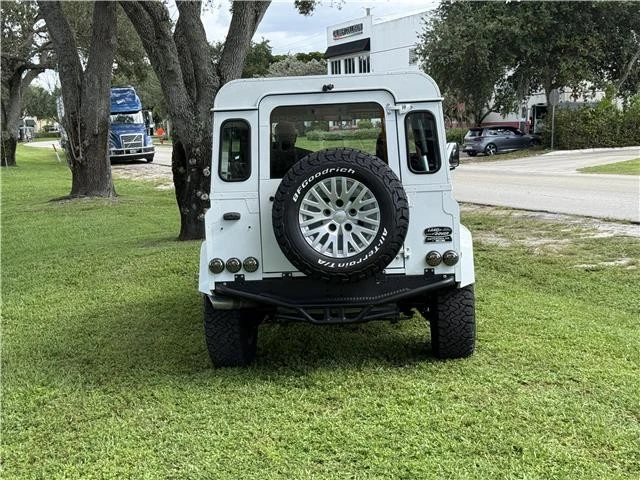 1997 Land Rover Defender 90 - Image 14 of 21