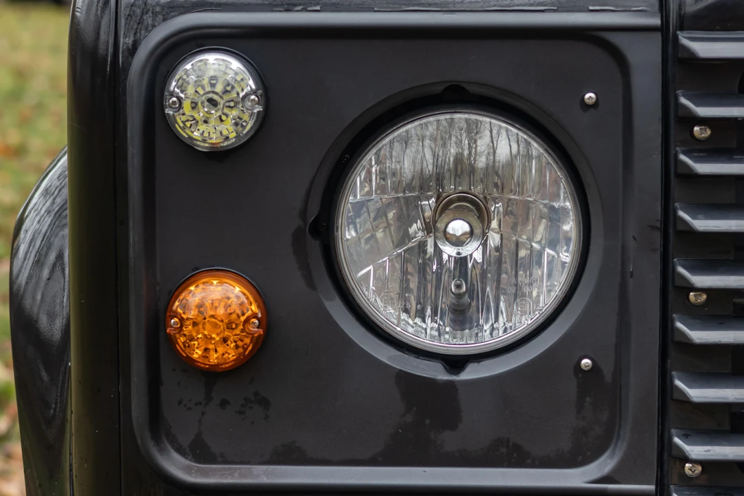 1997 Land Rover Defender 90 - Image 12 of 31