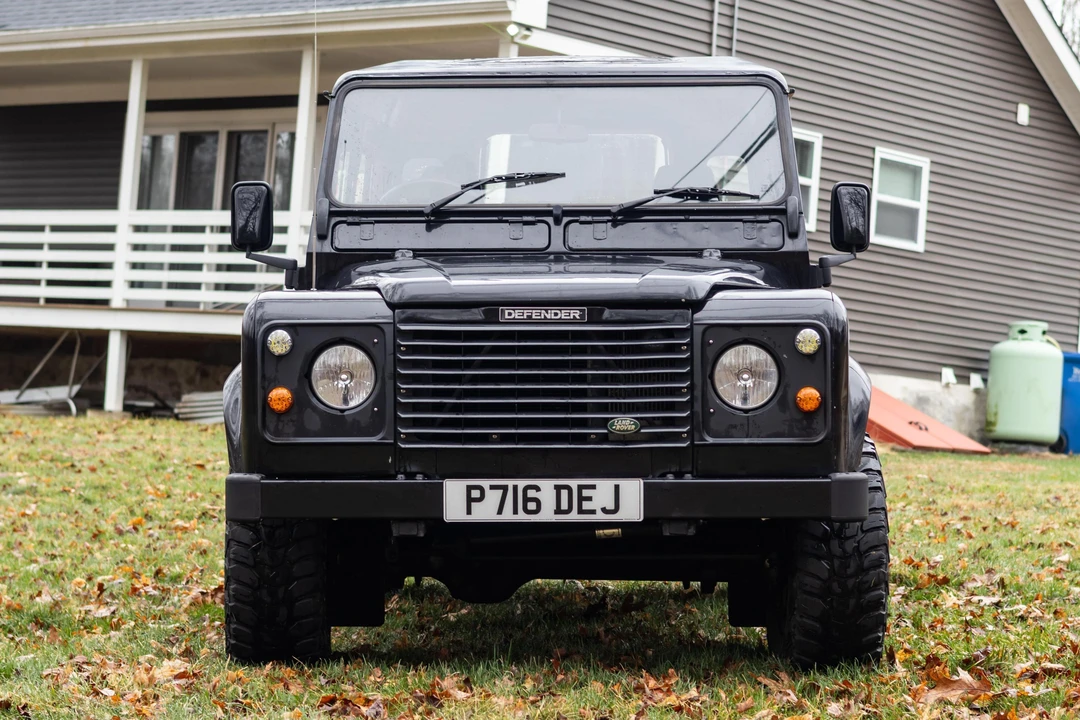 1997 Land Rover Defender 90 - Image 2 of 31