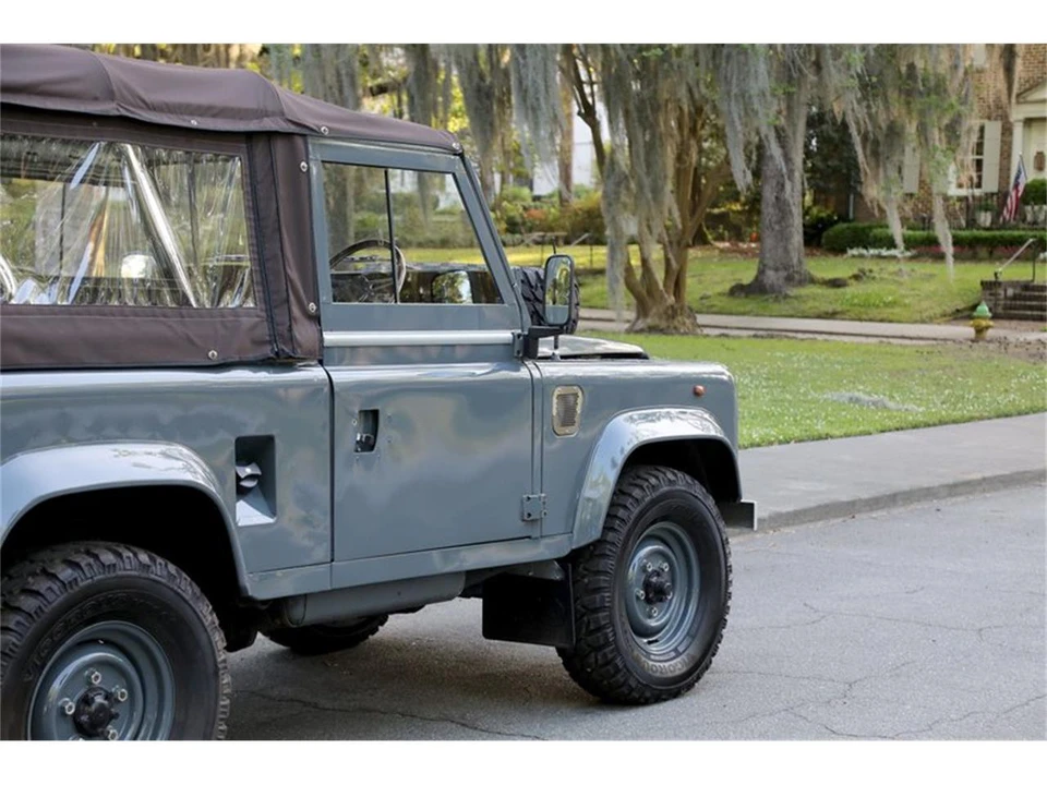 1997 Land Rover Defender 90 - Image 4 of 31