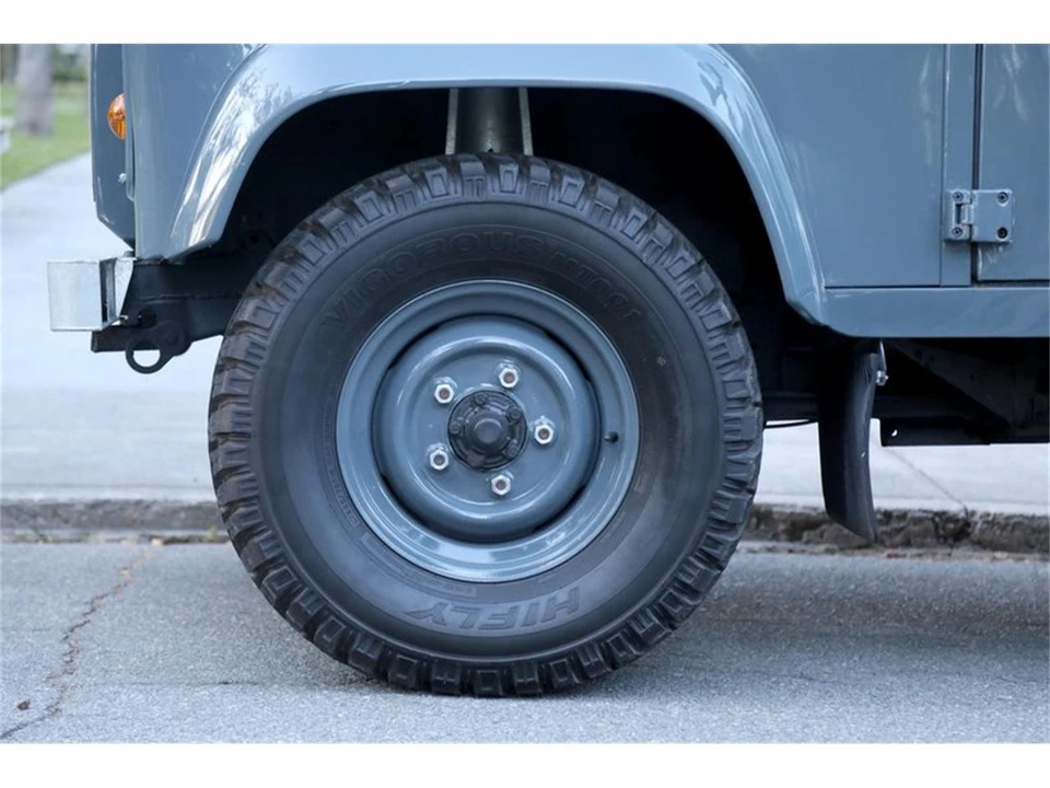 1997 Land Rover Defender 90 - Image 18 of 31
