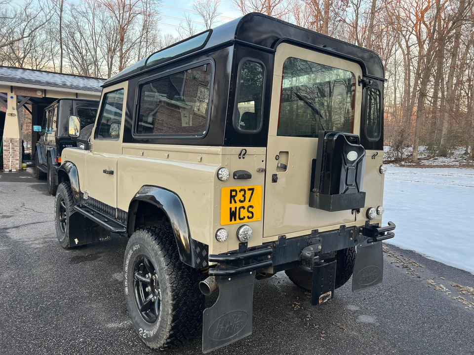 1997 Land Rover Defender 90 - Image 8 of 31