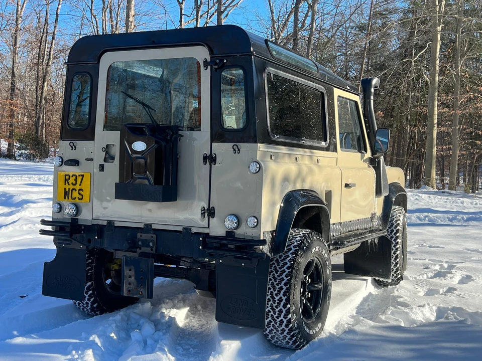 1997 Land Rover Defender 90 - Image 10 of 31