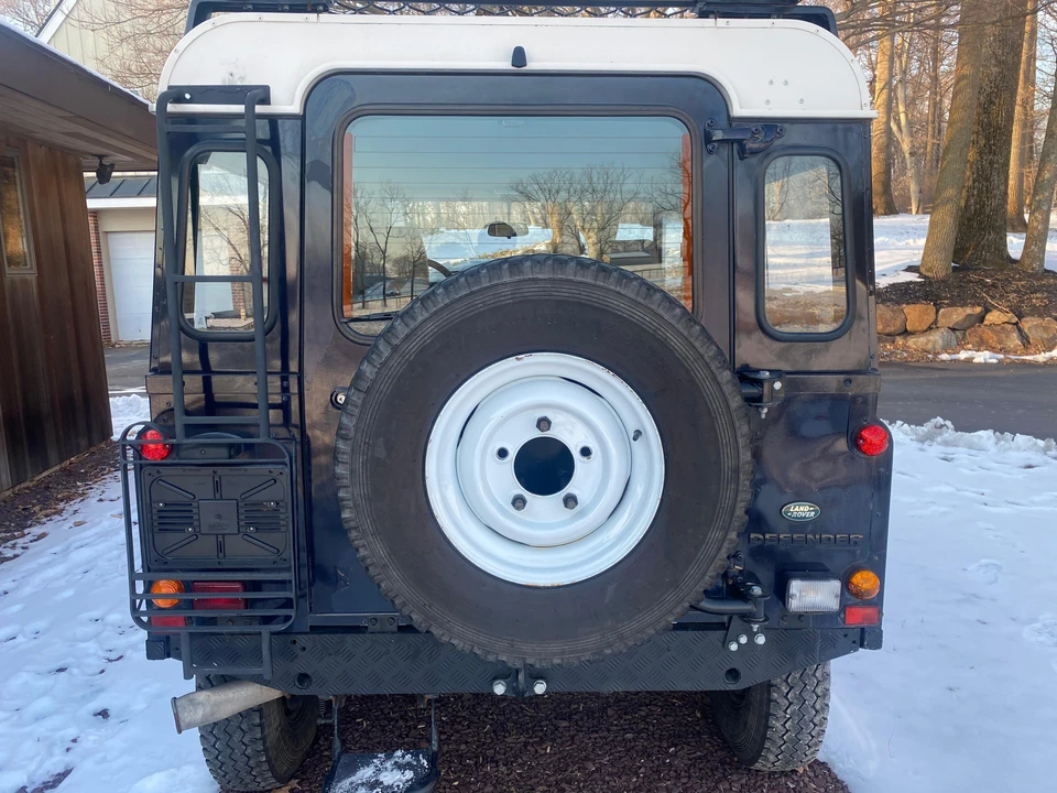 1997 Land Rover Defender 90 - Image 11 of 31