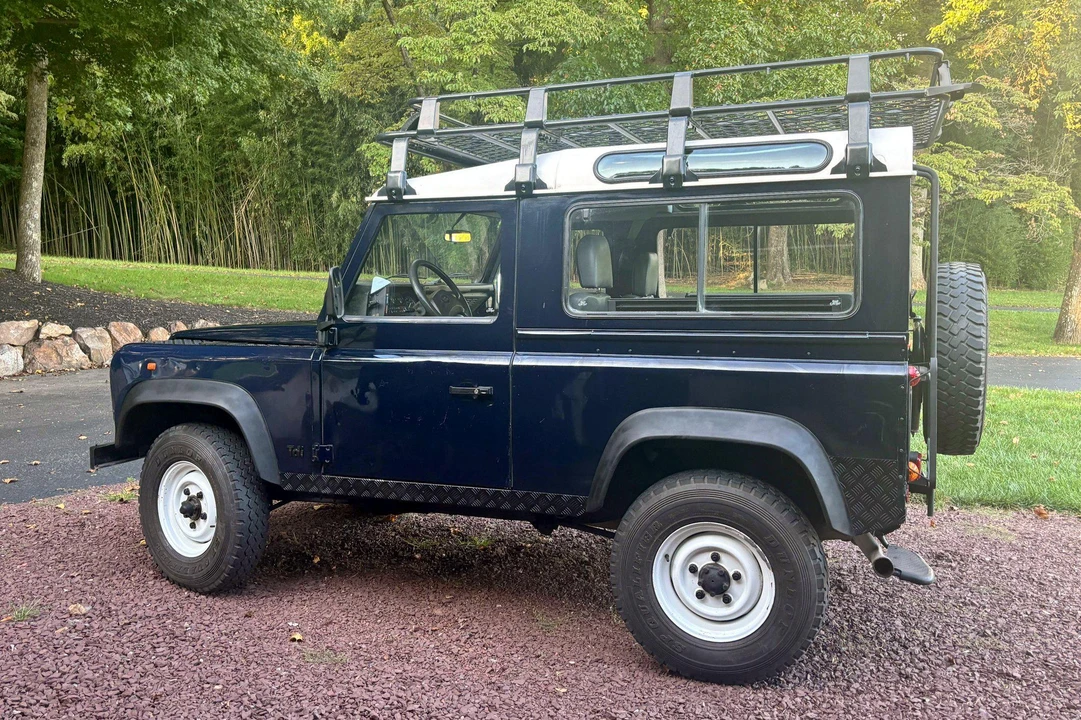 1997 Land Rover Defender 90 - Image 4 of 31