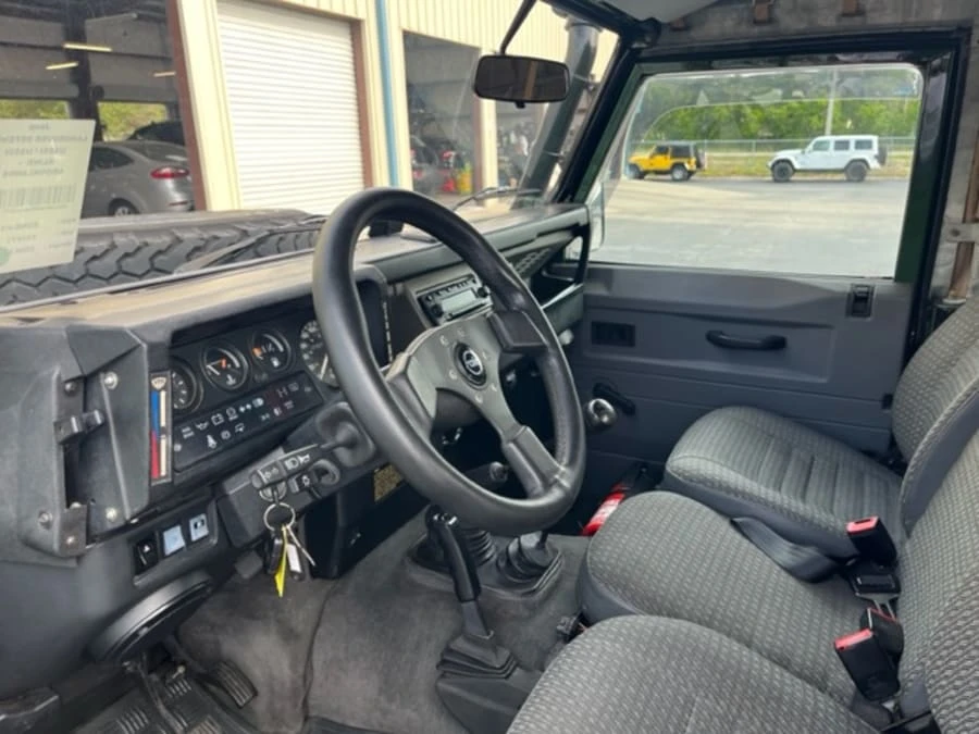 1997 Land Rover Defender 90 - Image 5 of 8