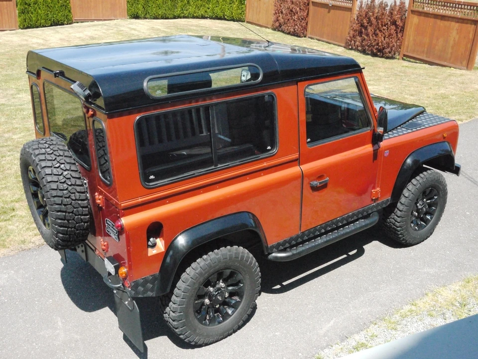 1997 Land Rover Defender 90 - Image 9 of 31