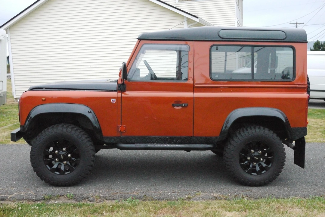 1997 Land Rover Defender 90 - Image 3 of 31