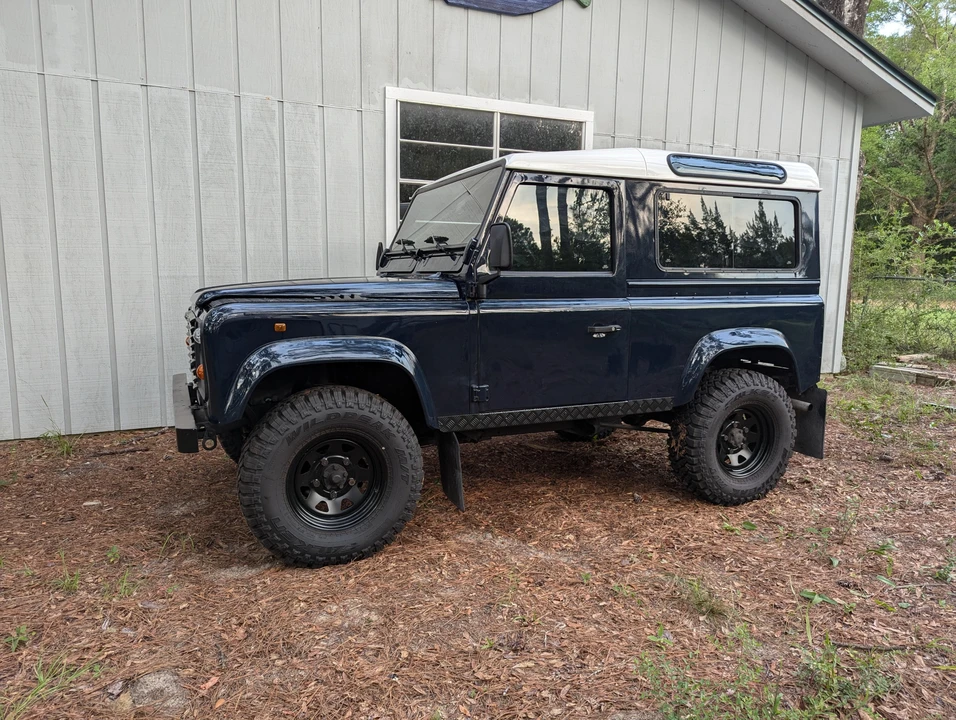 1997 Land Rover Defender 90 - Image 8 of 31