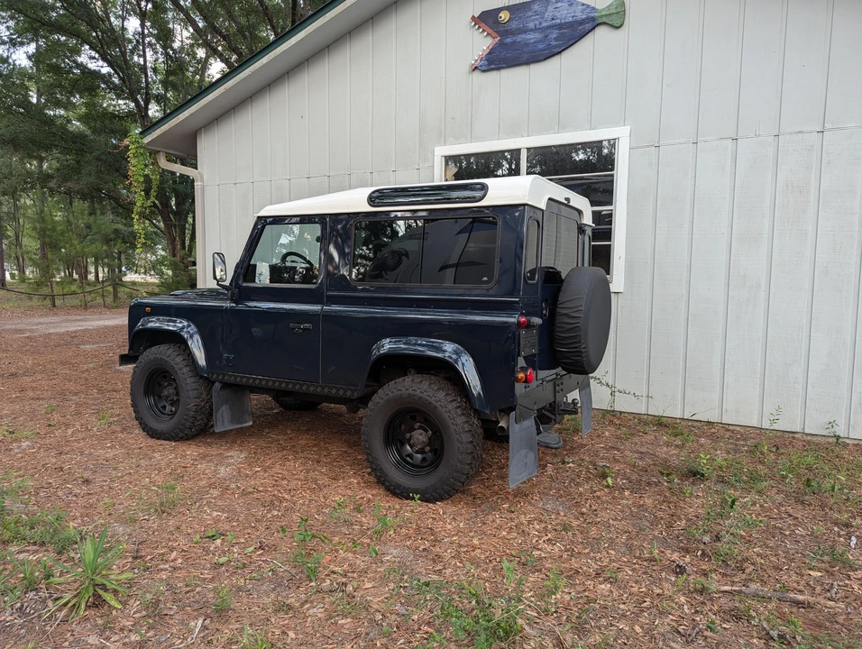 1997 Land Rover Defender 90 - Image 10 of 31