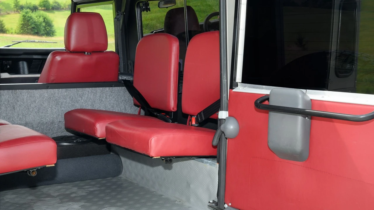 1997 Land Rover Defender 90 - Image 21 of 28